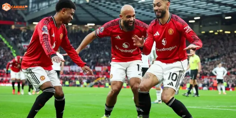 Manchester United vs Nottingham Forest tranh chấp quyết liệt tại Old Trafford